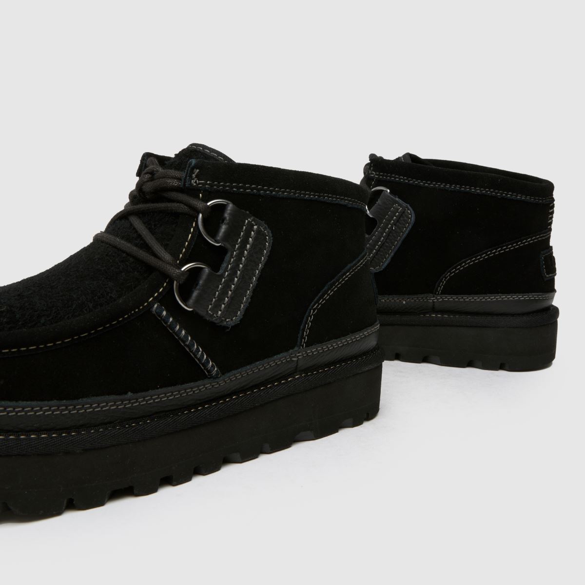Črni čevlji UGG Hayden Moc Chukka