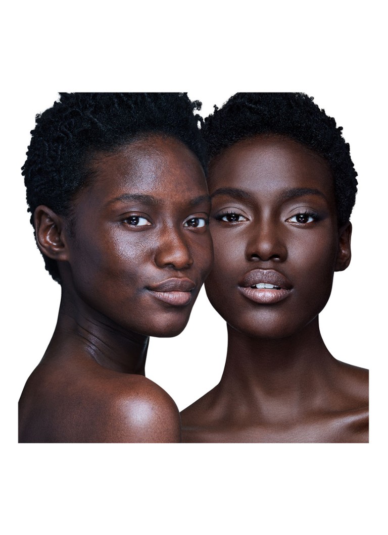 Ματ μακιγιάζ Tom Ford Traceless Soft