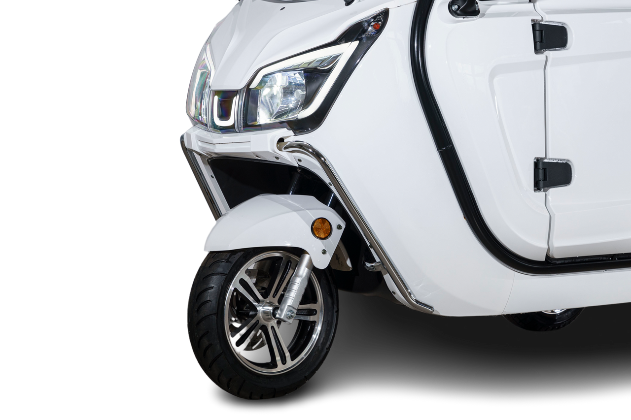 Stormborn Y8 Kabinenroller - 2 kW, Blei-Gel-Akku, 25 o. 45 km/h, weiß