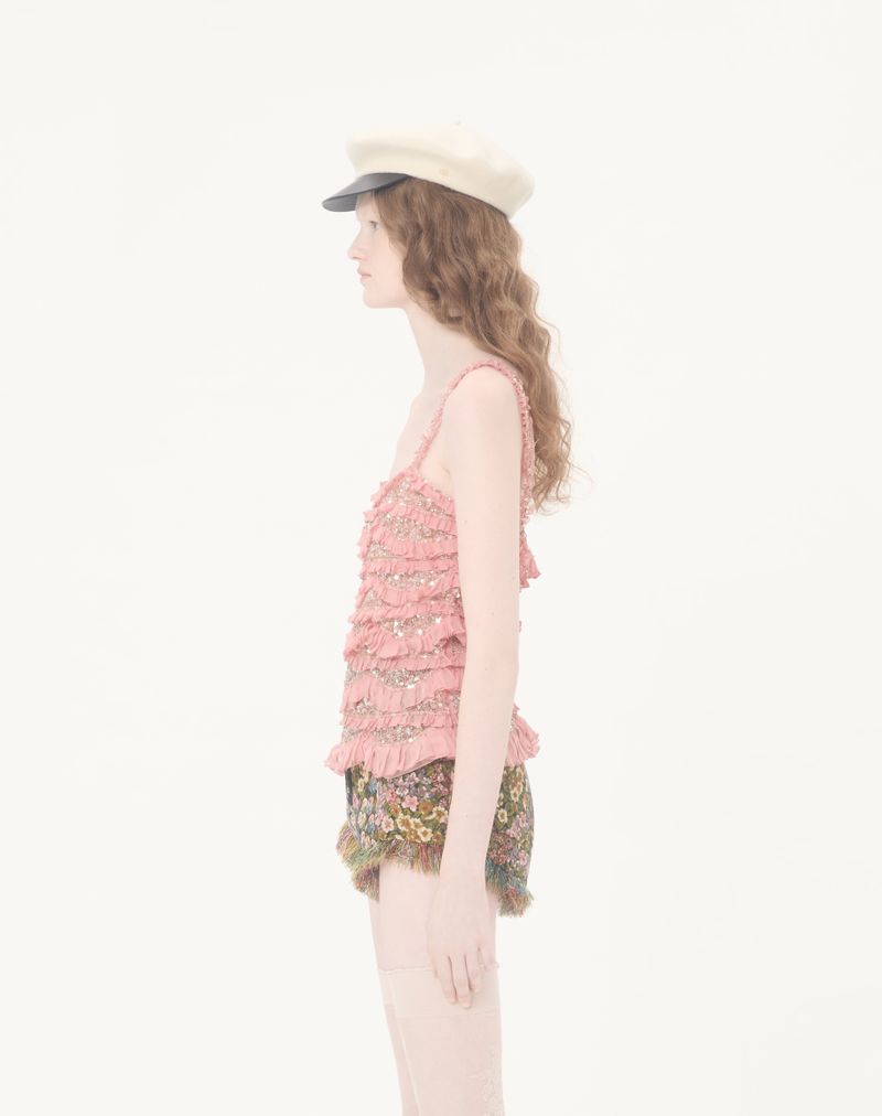 Broderet illusionstyltop
