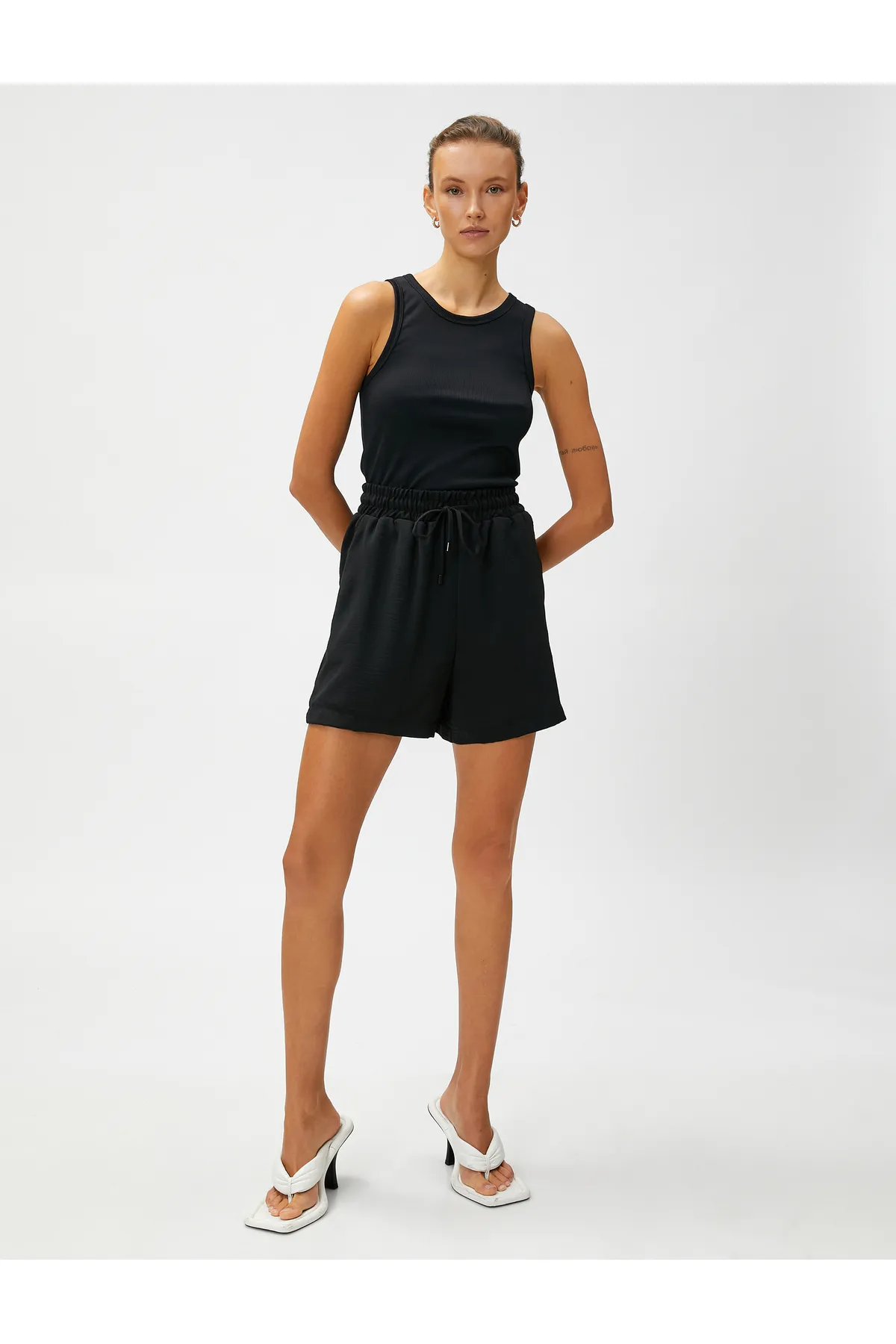 Koton  Damen-Shorts – 3sak40022pw