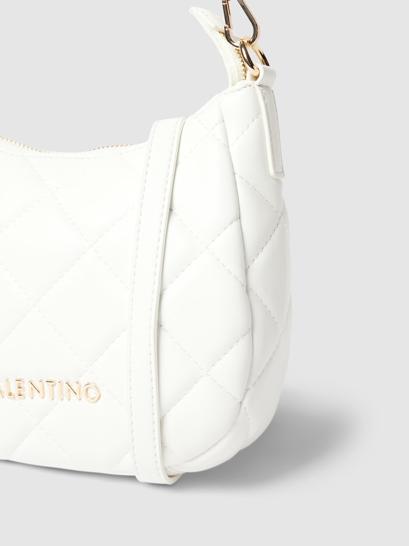 Umhängetasche mit Label-Detail Modell 'OCARINA' in weiß