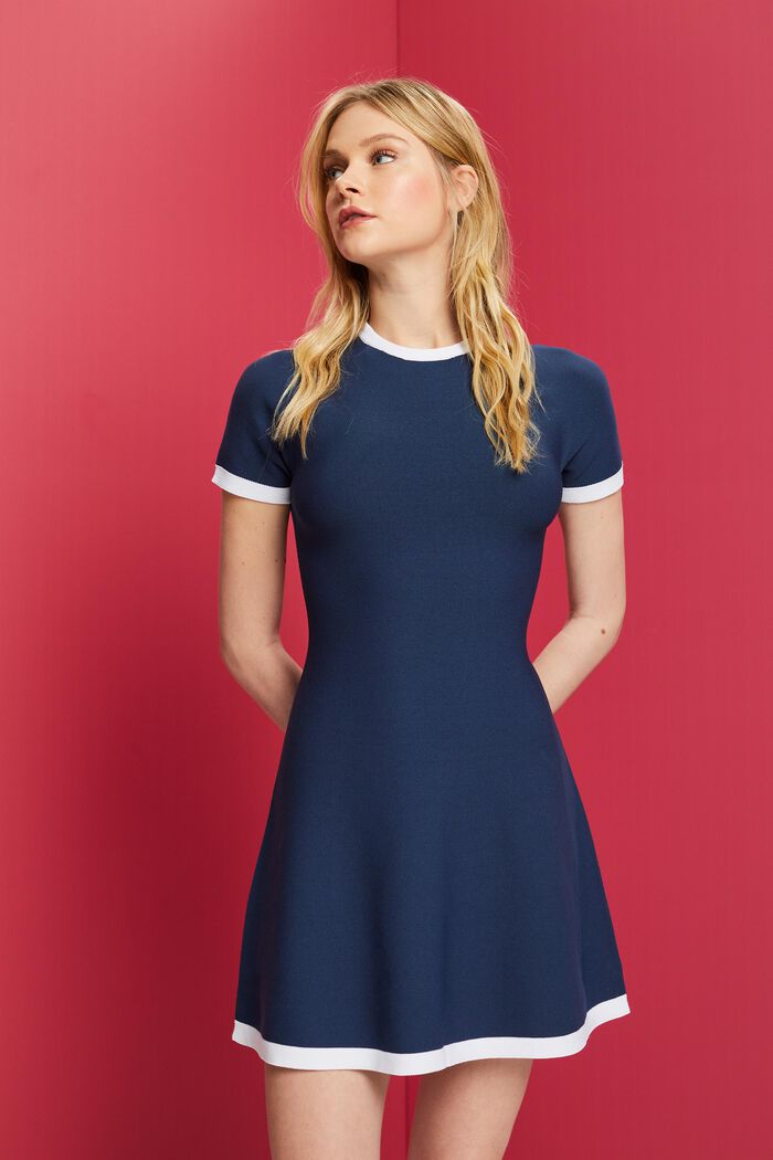 Kurzärmeliges Strickkleid
