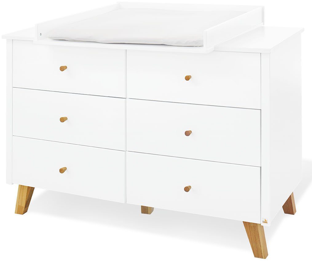 Pinolino® Babyzimmer-Komplettset Hilda & Pan, (Set, 4-St., Hausbett, Wickelkommode, Kleiderschrank, Wandregal), extrabreit groß; Wickelkommode, 3-trg. Kleiderschrank & Wandregal
