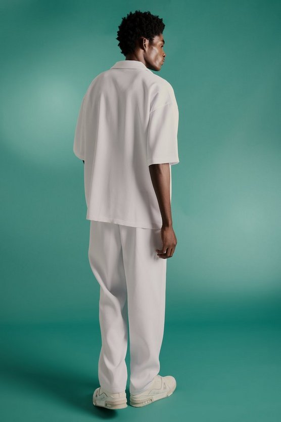 Kurzärmliges Oversize Hemd & Hose mit geradem Bein