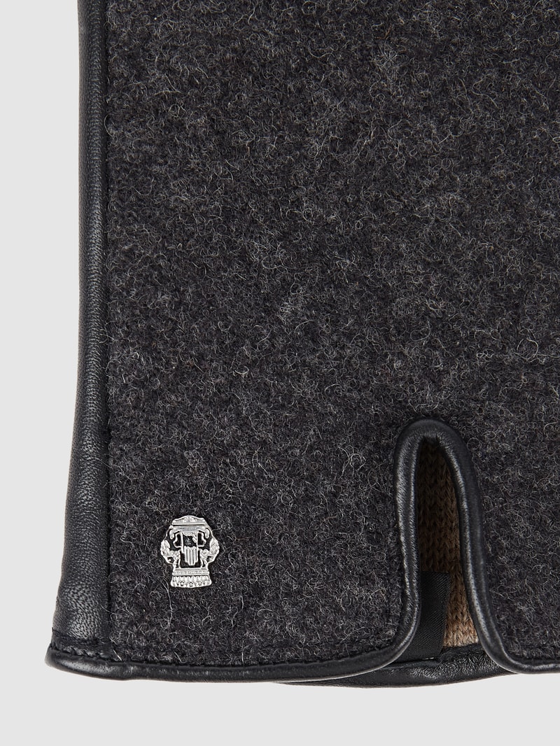 Handschuhe mit Kontrastbesatz in schwarz