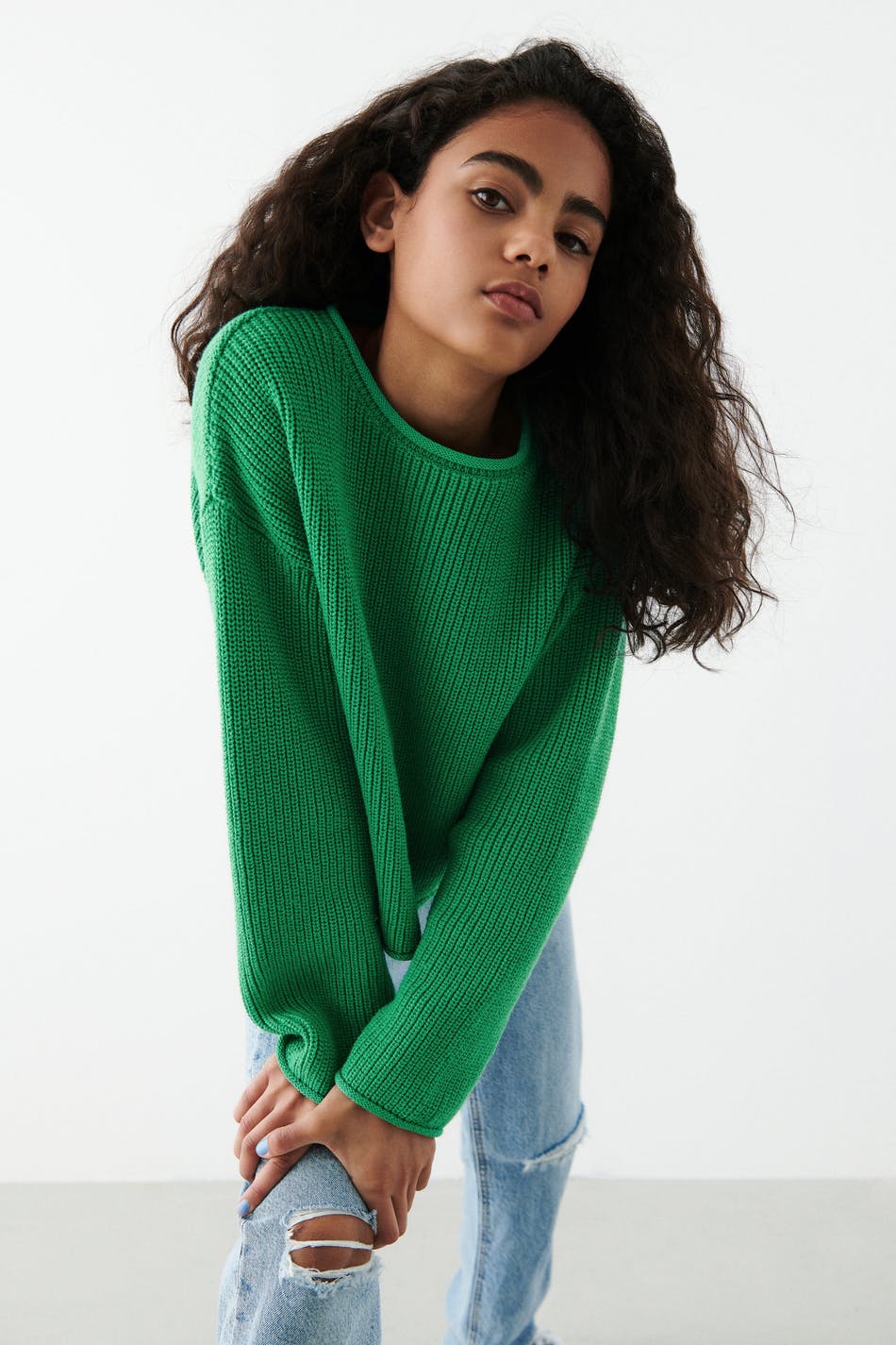 Y knitted summer sweater
