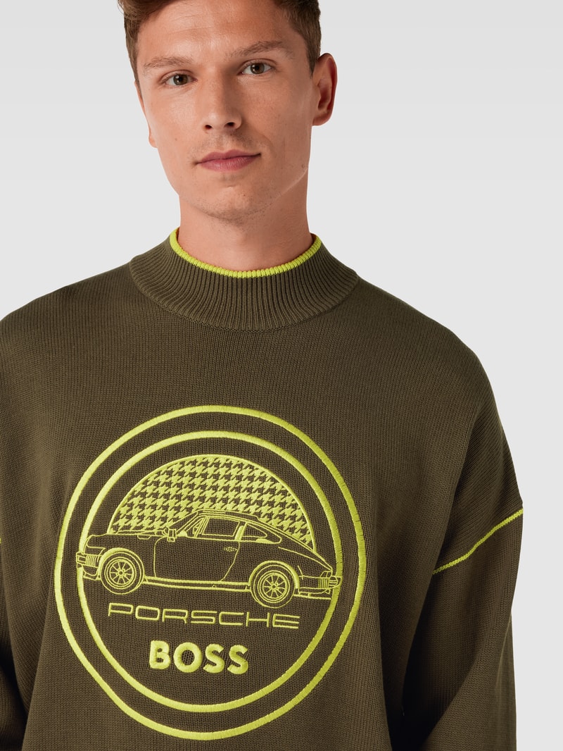 Strickpullover mit Label-Stitching - Porsche X Boss Collection in mittelbraun