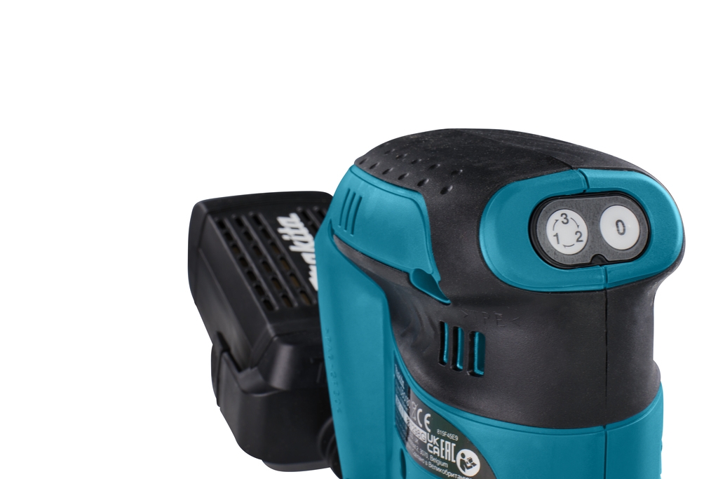 Slefuitor orbital Makita DBO180Z Corp de 18 volti