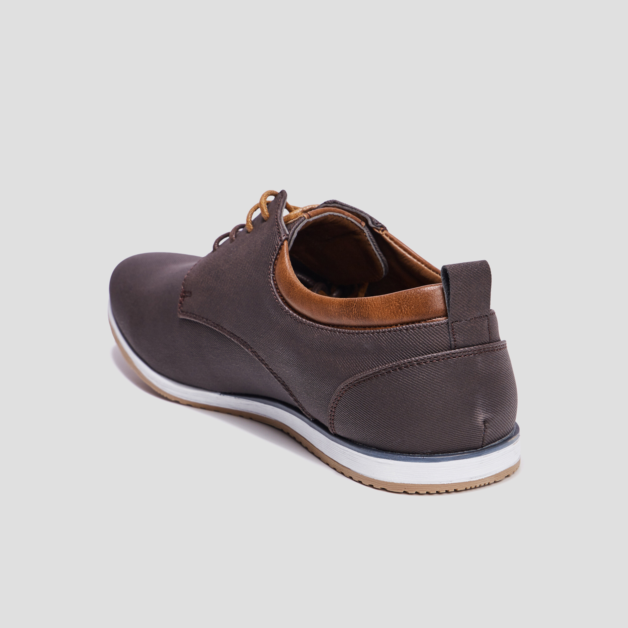Derbies texturées à lacets marron homme | La Halle