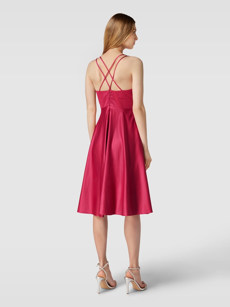 Cocktailkleid mit gekreuzten Spaghettiträgern in fuchsia