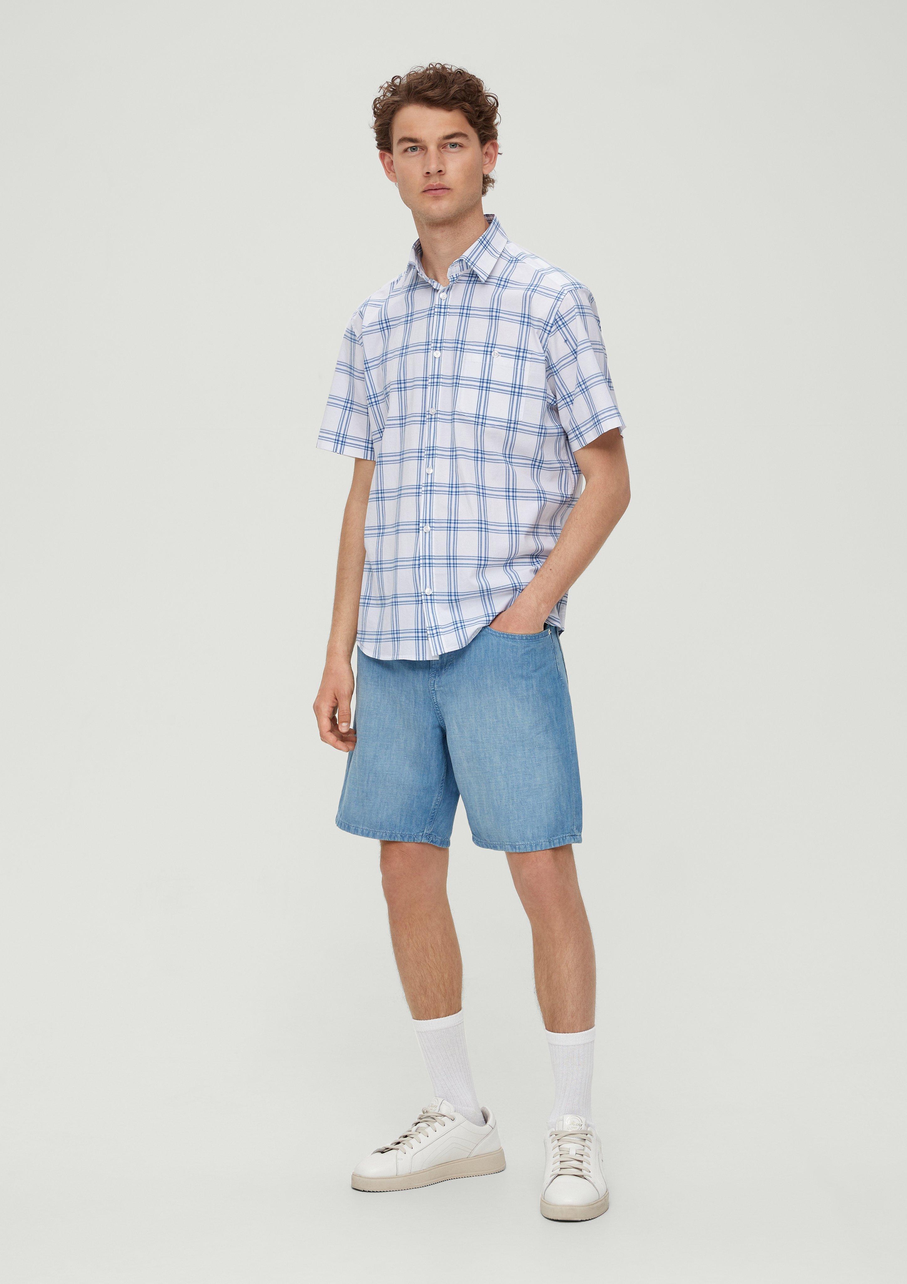 Regular: Kariertes Hemd aus Baumwollstretch  2130999-54N1