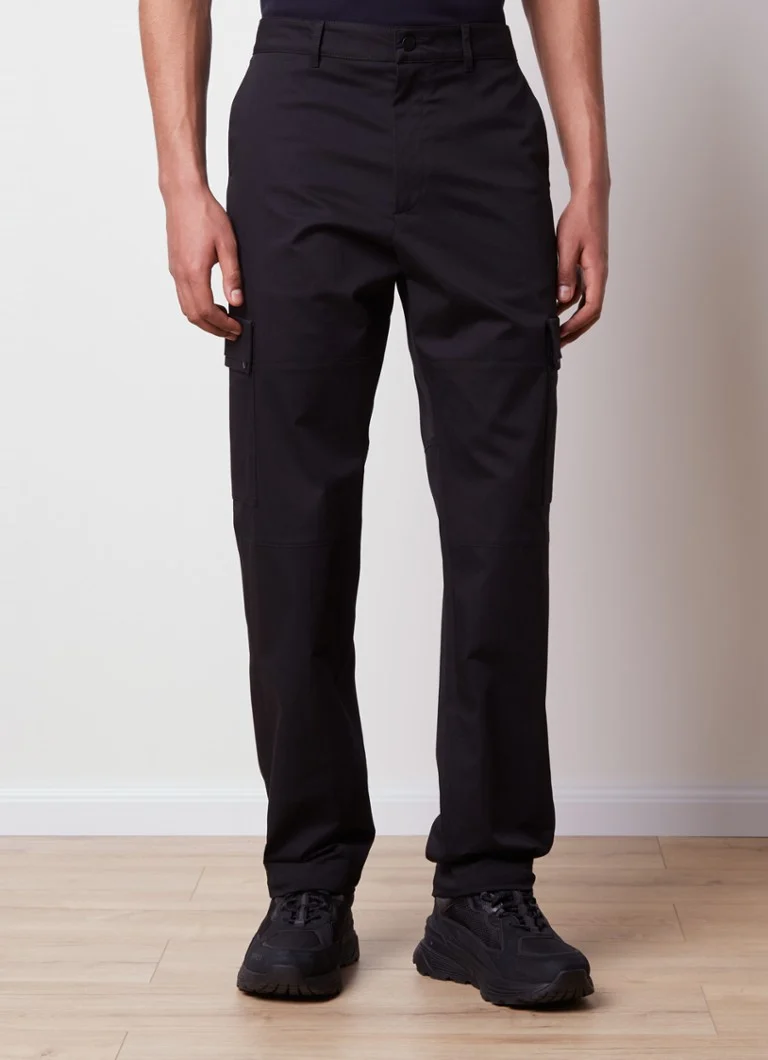 Pantaloni cargo Moncler cu logo și croială recto-court
