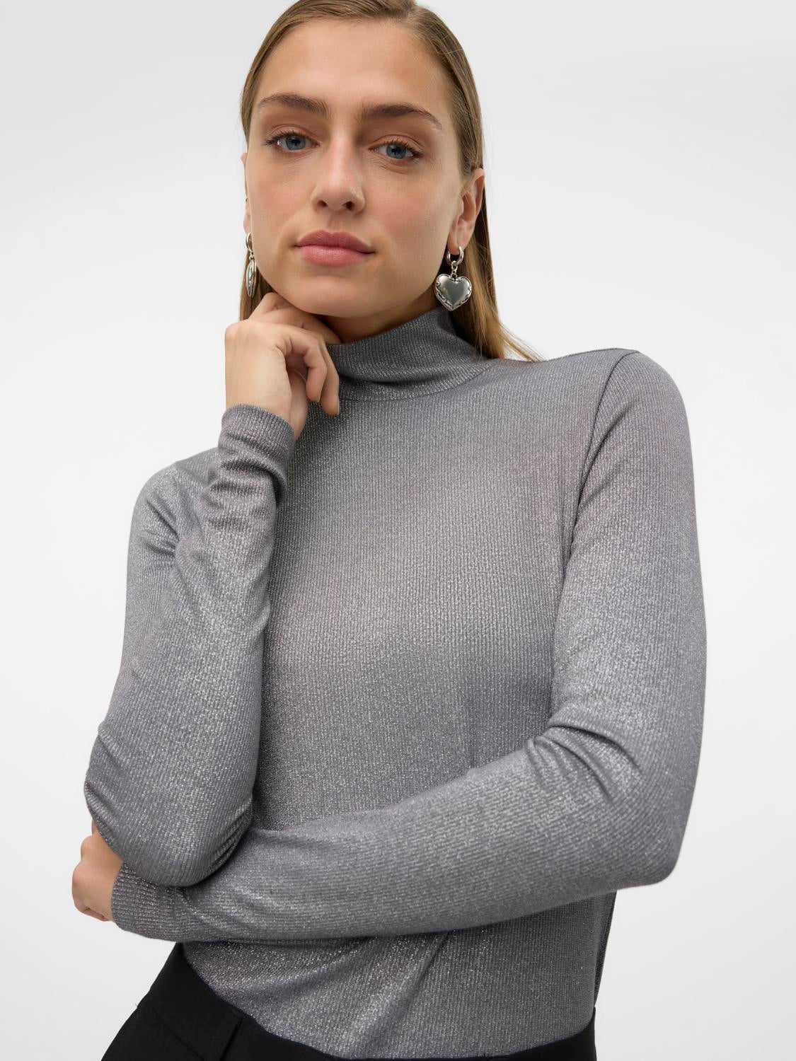 VMNICHOLLE Top