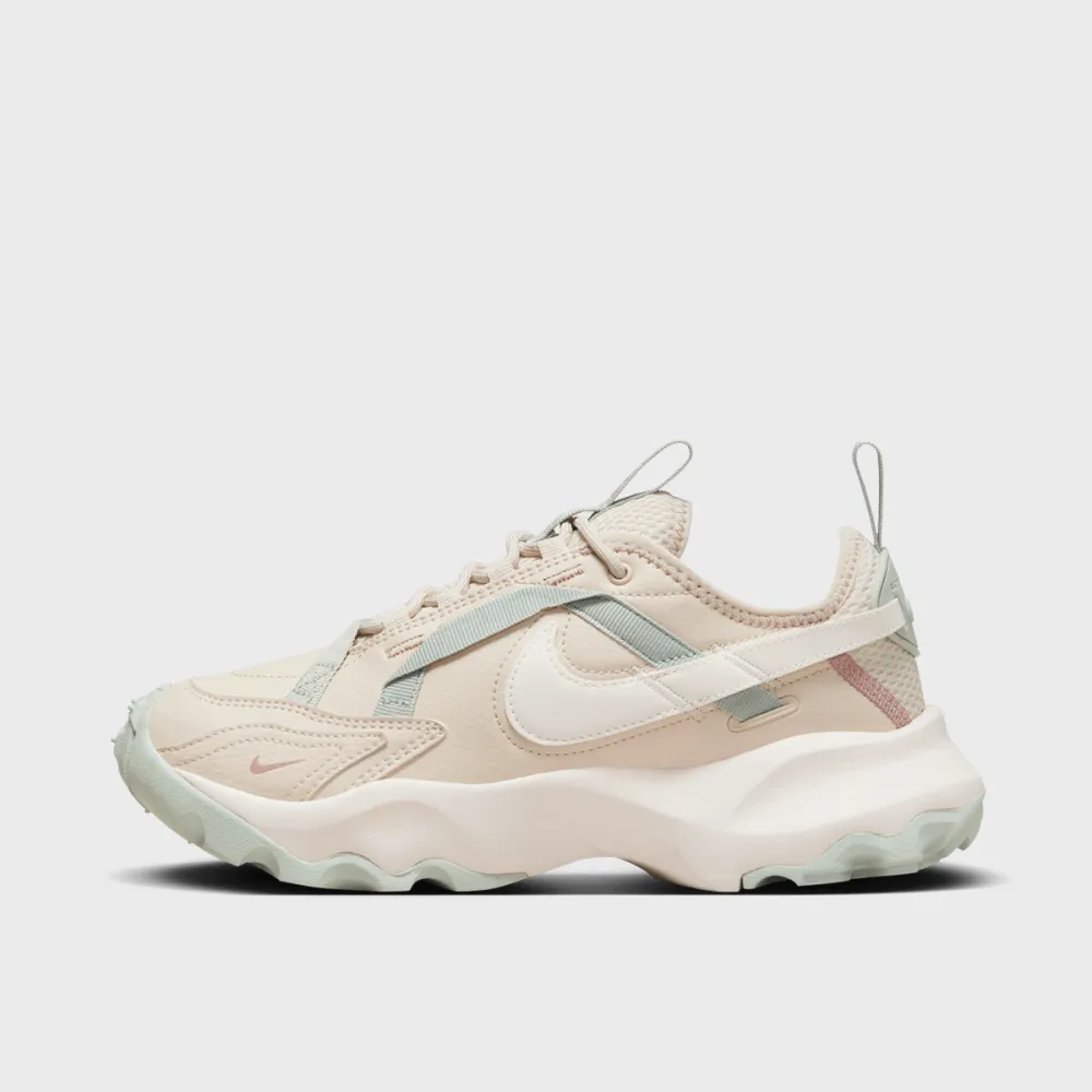 Nike TC 7900 DD9682-102 / pink