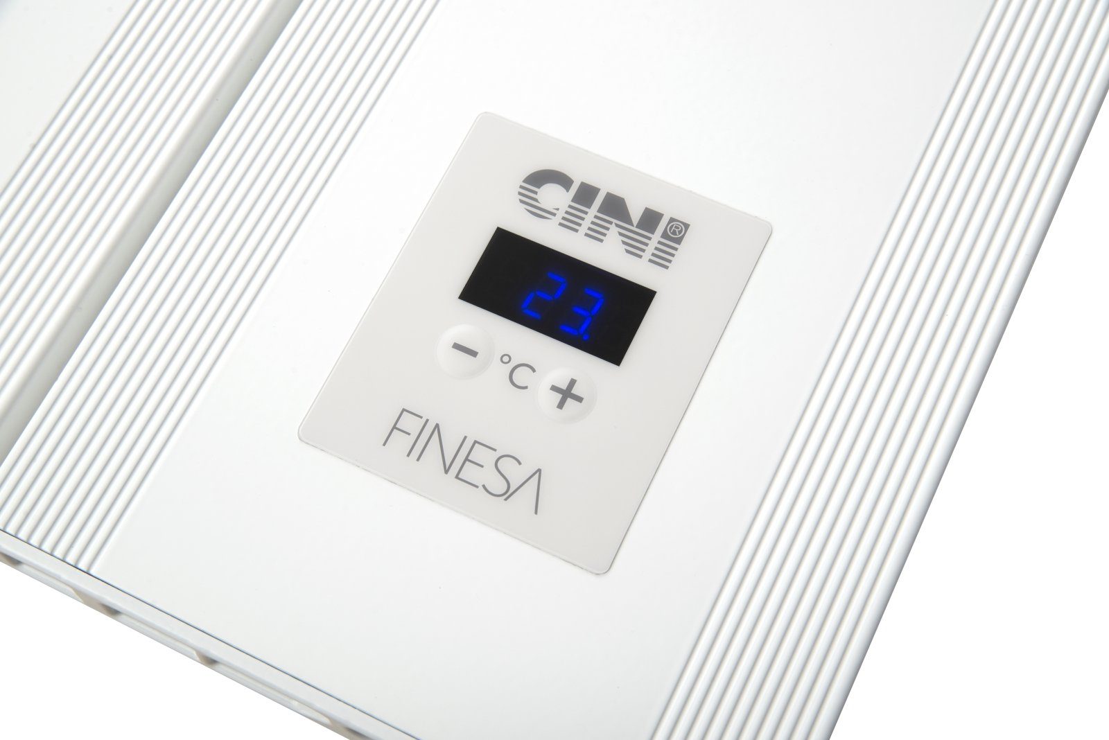 Finesa Elektrischer Badheizkörper mit Smarte Thermostat, Wärmeabgabe 400-1200W, 5 Jahre GARANTIE