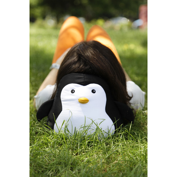 ZIP &  FLIP PENGUIN HEAD REST - Nackenkissen