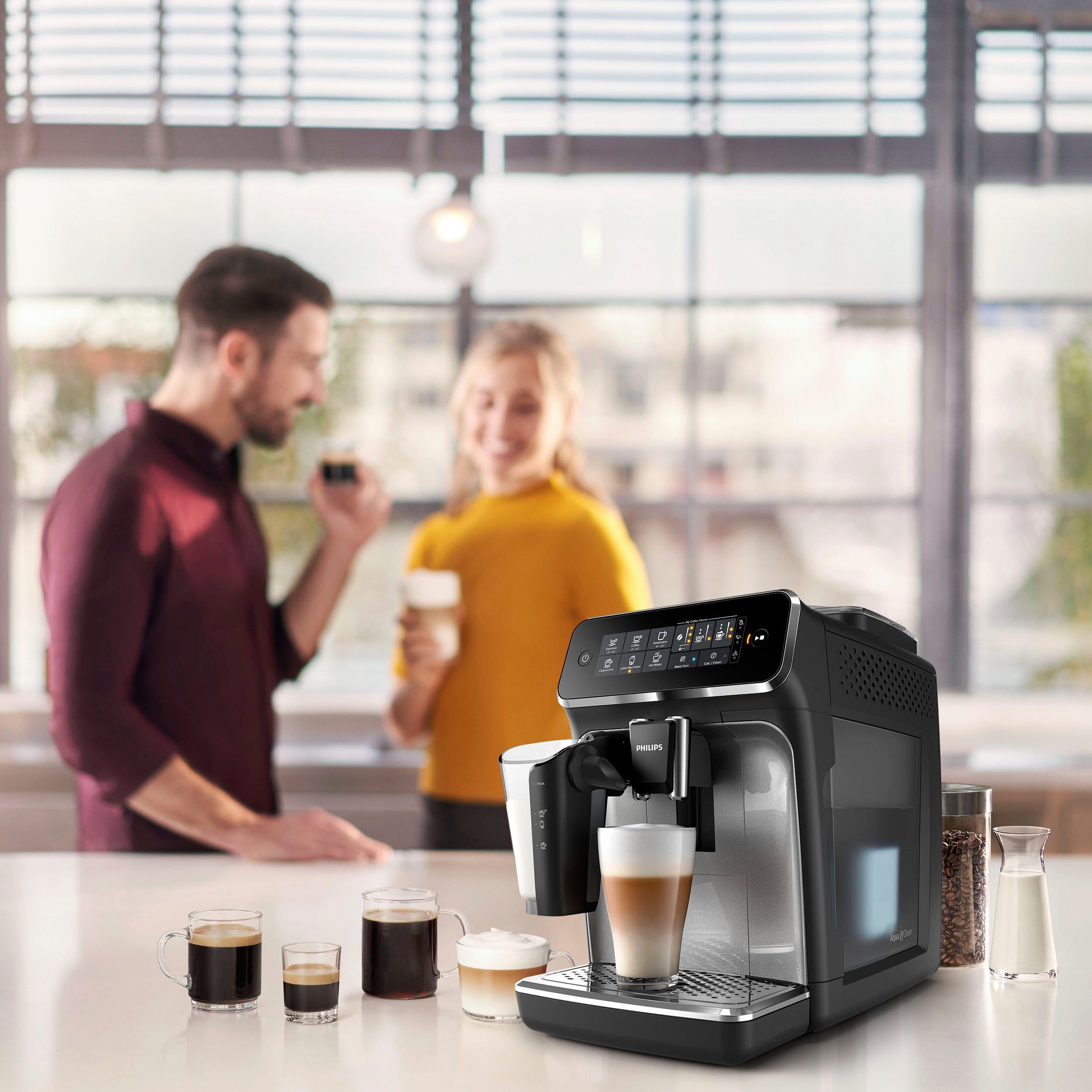 Philips Kaffeevollautomat 3200 Serie EP3246/70 LatteGo, für 5 Kaffeespezialitäten und anpassbarer Stärke, silber schwarz