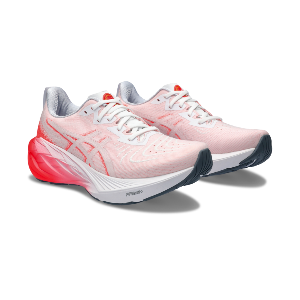 Asics Novablast 4 1012B650.100 / weiss