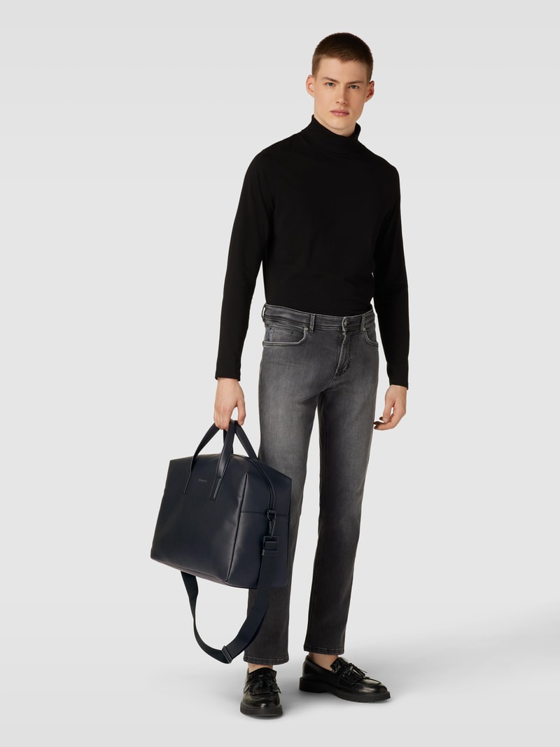 Weekender mit Label-Detail in schwarz