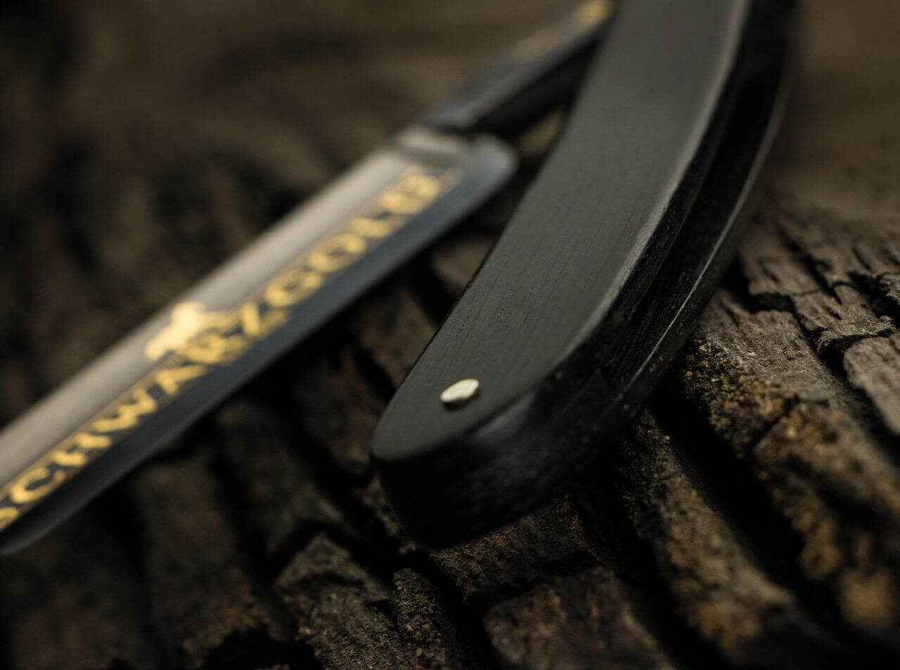 Schwarzgold