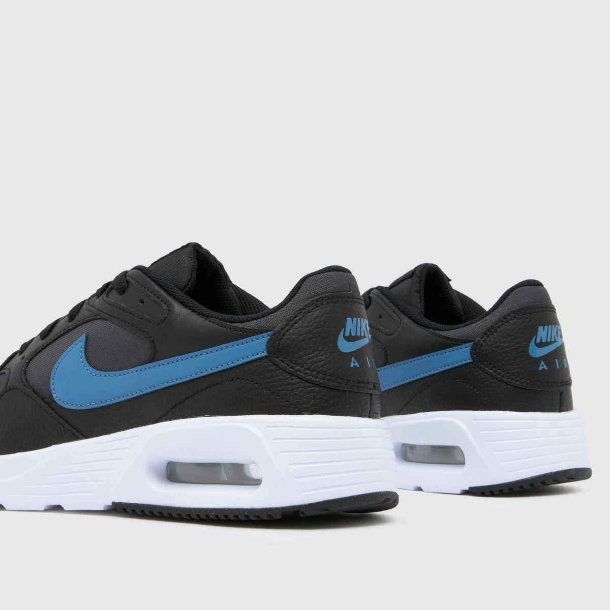 Športni copati Nike Air Max SC v črni barvi z večbarvno barvo