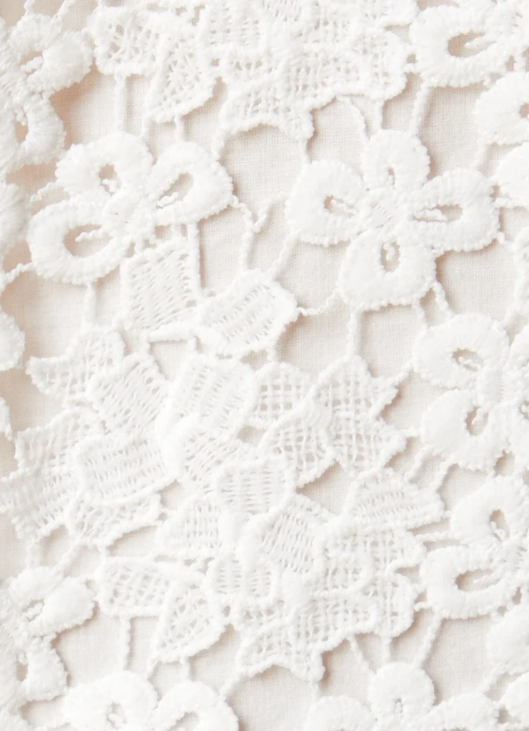Camicetta in pizzo NIKKIE Amman con tasche sul petto
