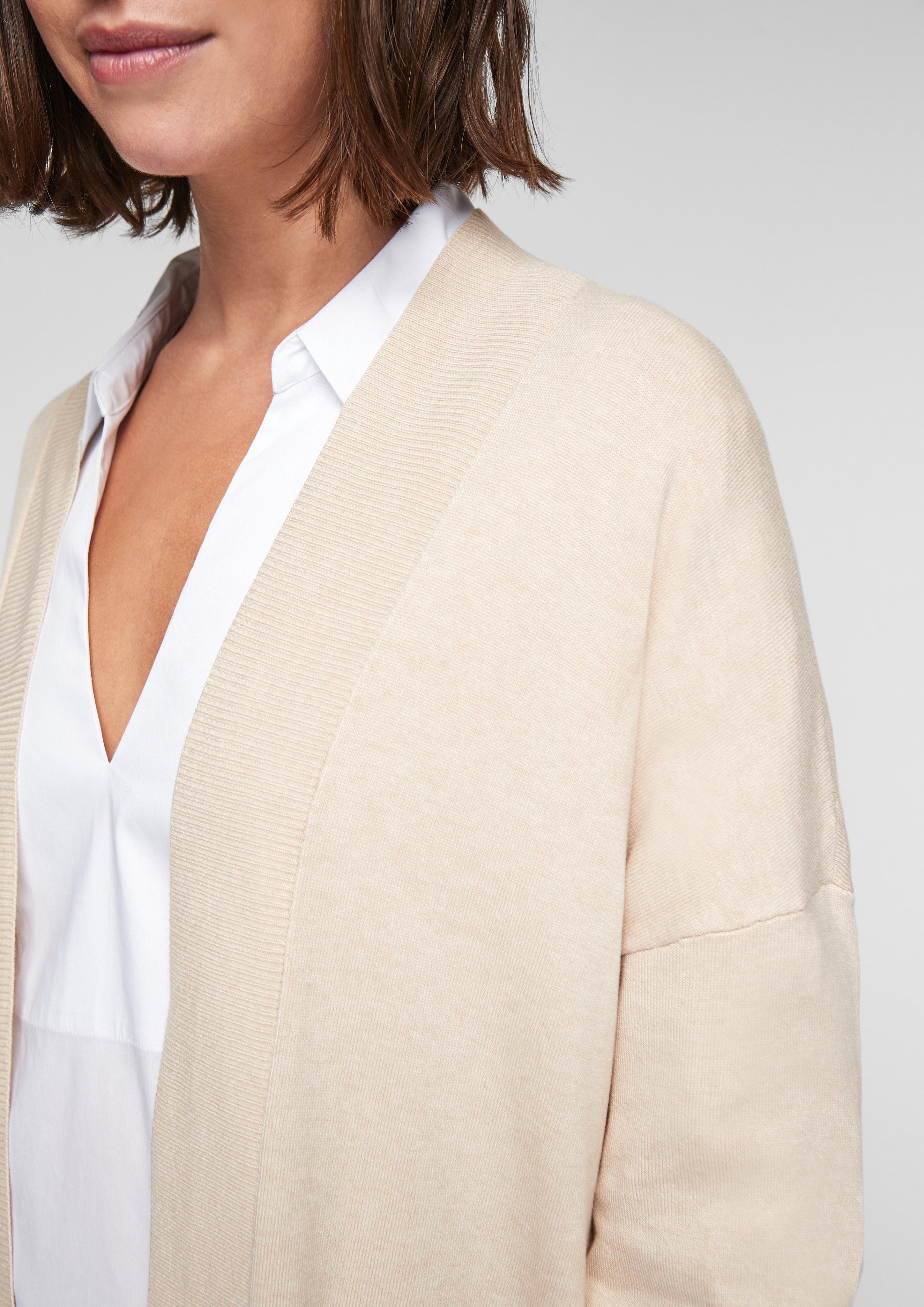 Cardigan aus Feinstrick  01.899.64.X047-81W0
