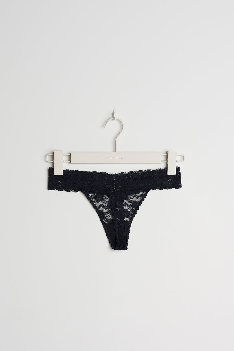 Lana string