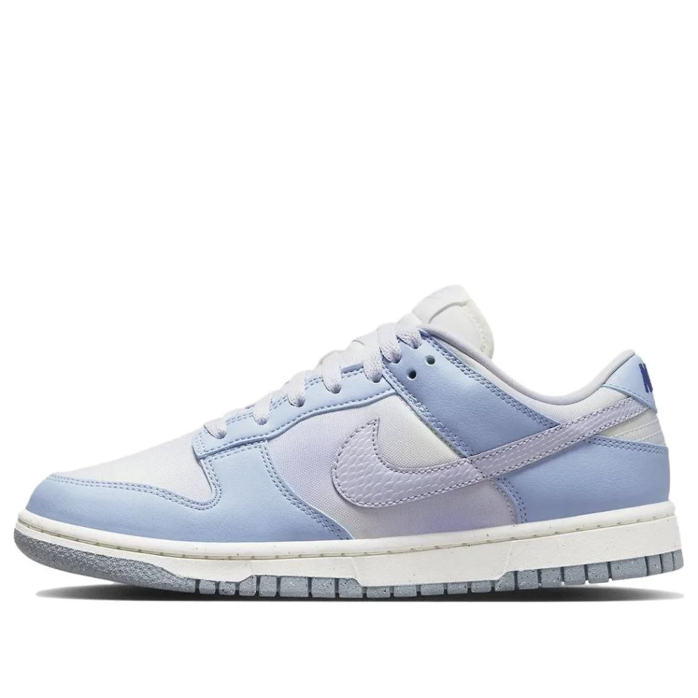 Nike Dunk Low WMNS FN0323-400 / blau