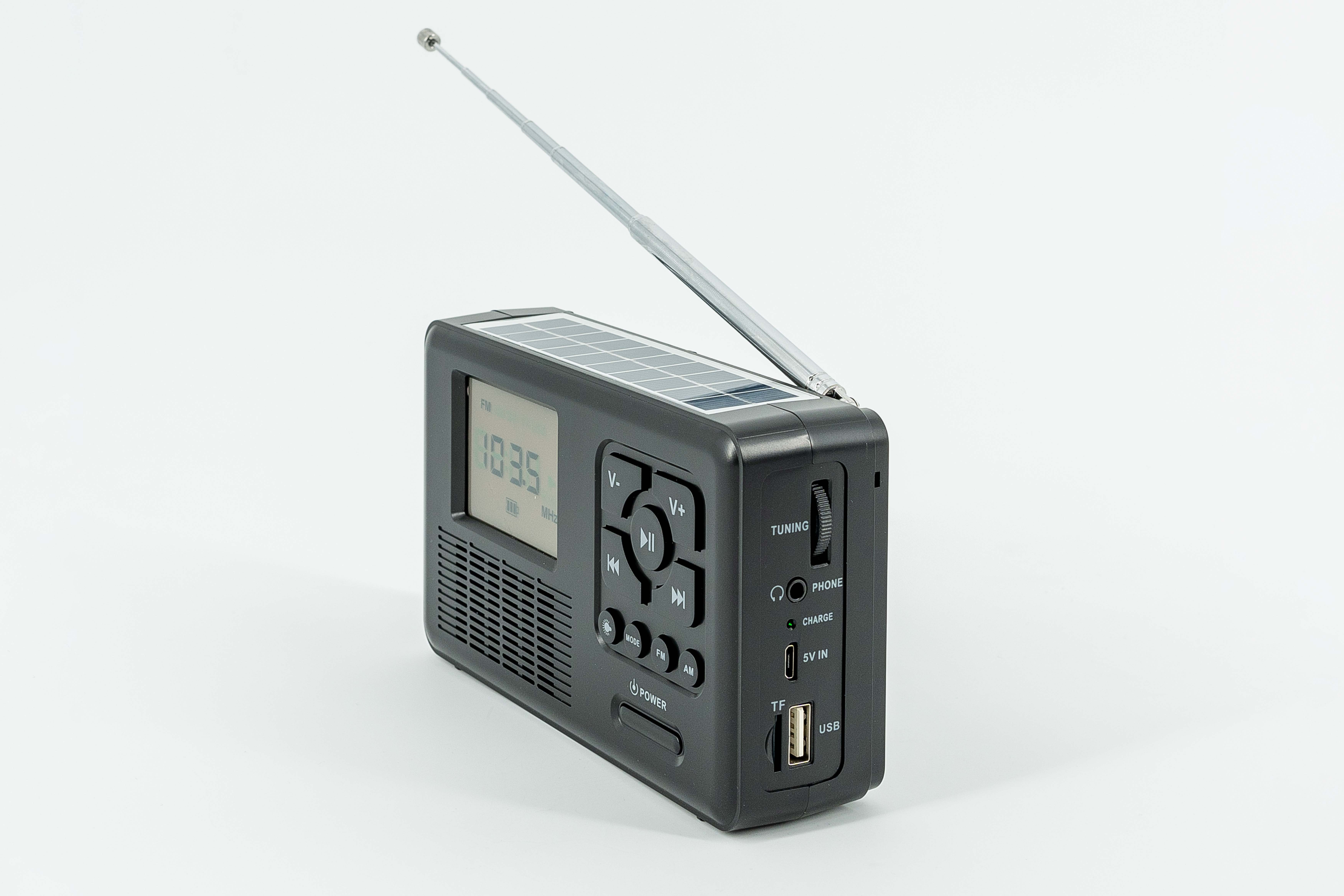Reflexion TRA550 Radio (16,00 W, Solarkurbelradio)