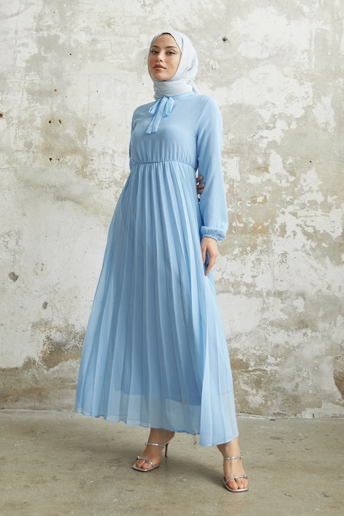 InStyle  Plissiertes Limelda-Chiffonkleid - Babyblau
