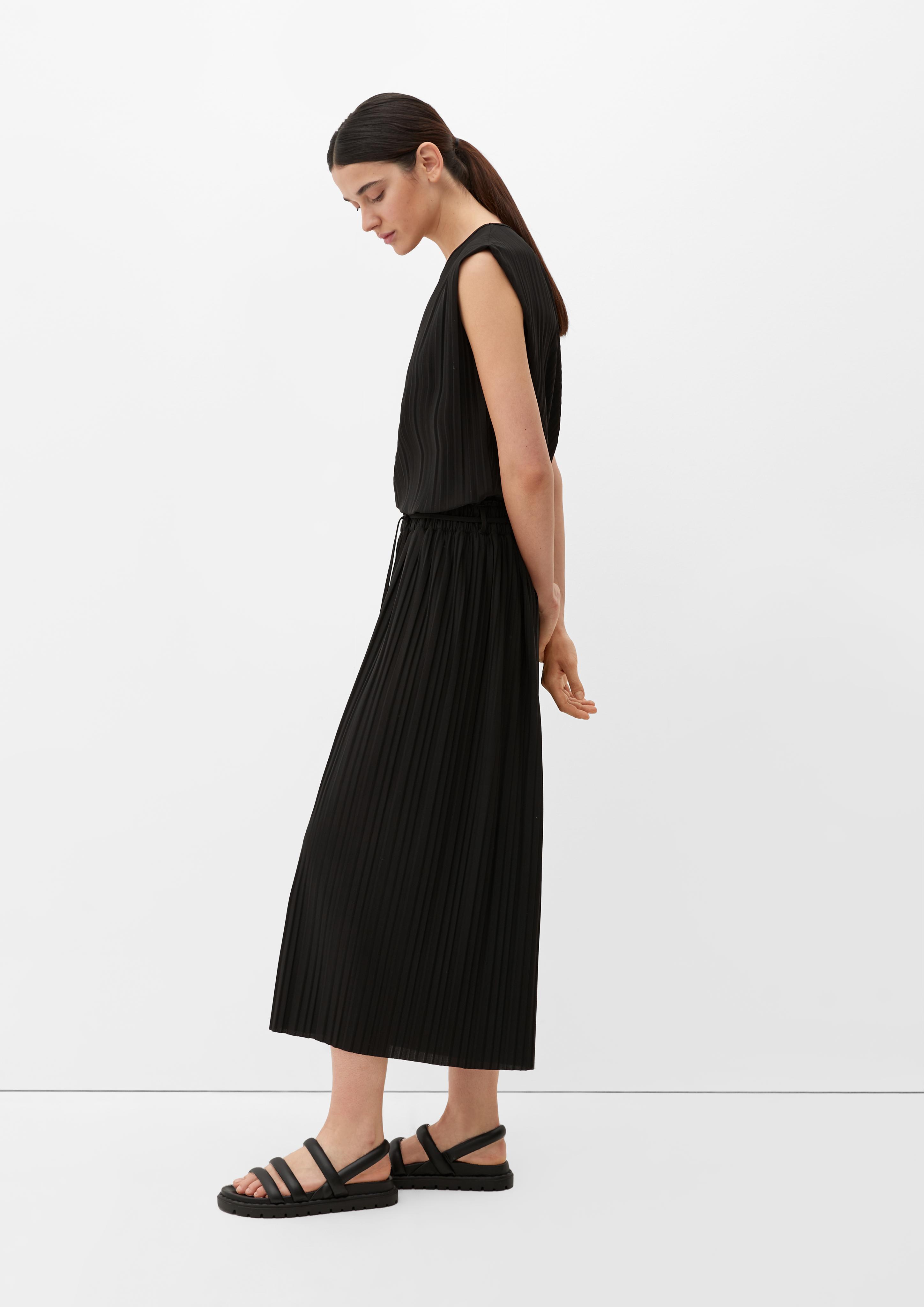 Loose: Culotte mit Plisséefalten  2132762-9999