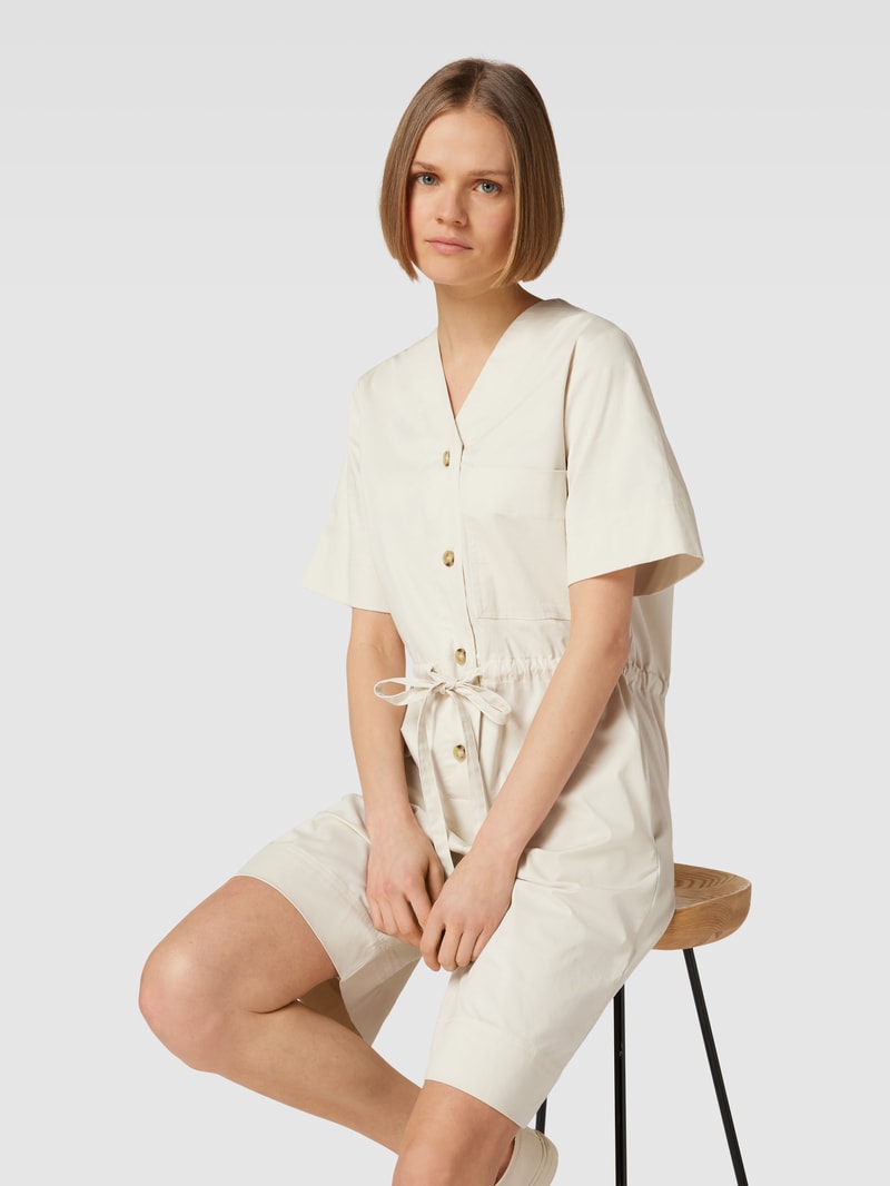 Jumpsuit mit Bindegürtel Modell 'FININA' in offwhite