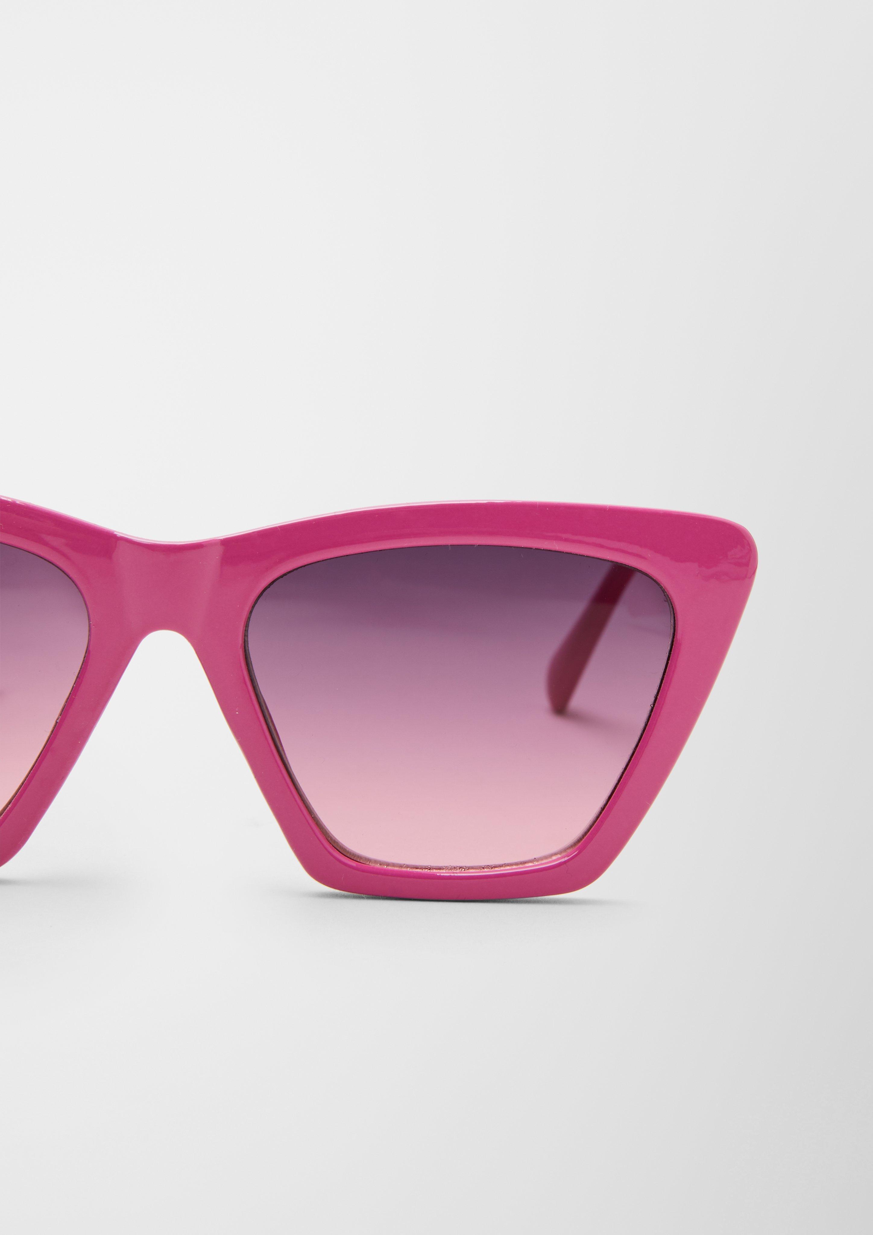 Sonnenbrille mit breiter Fassung  6008488-909