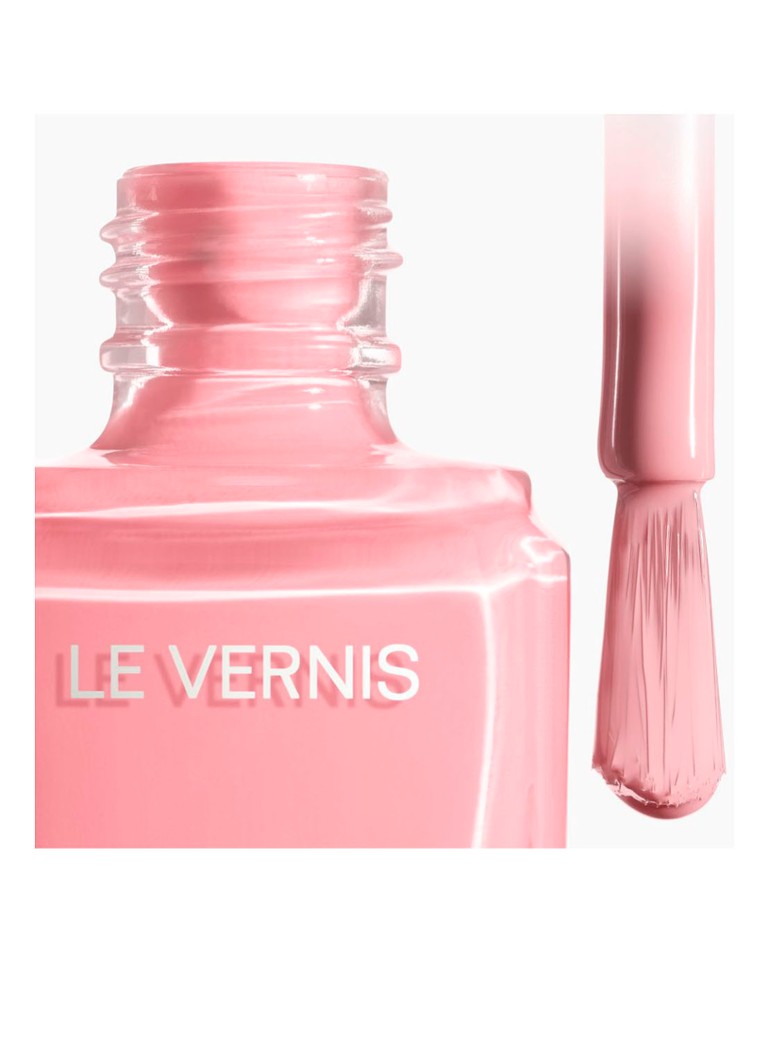 COLORE E LUCENTEZZA A LUNGA DURATA CHANEL