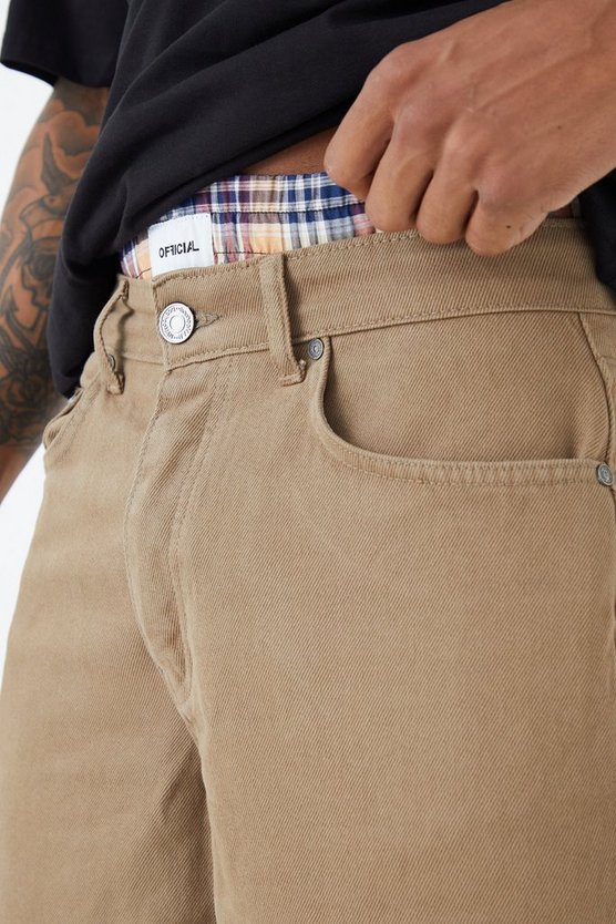 Lockere Jeans mit Boxer-Bund