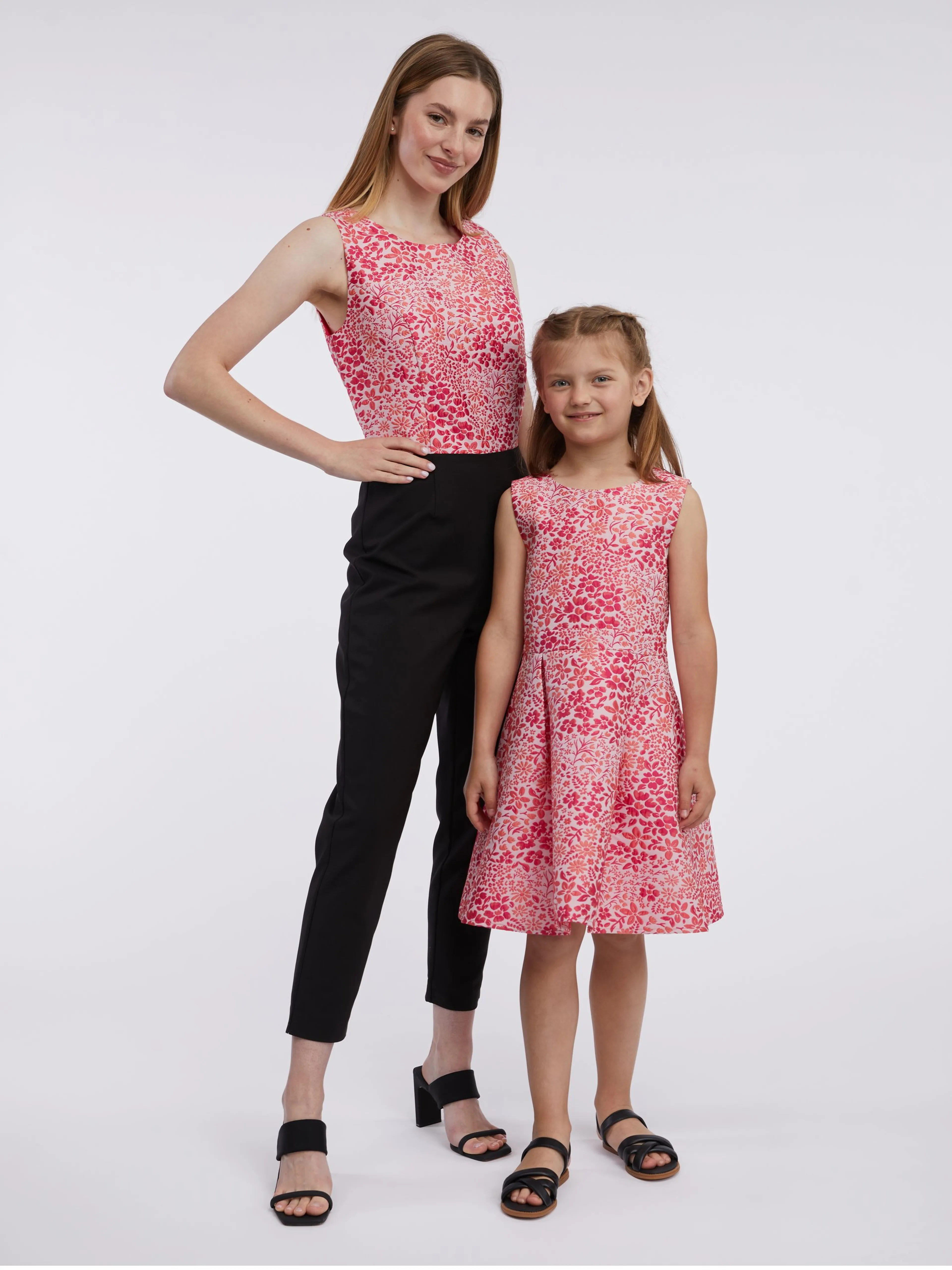 Rosa und schwarzer geblümter Damen-Jumpsuit ORSAY