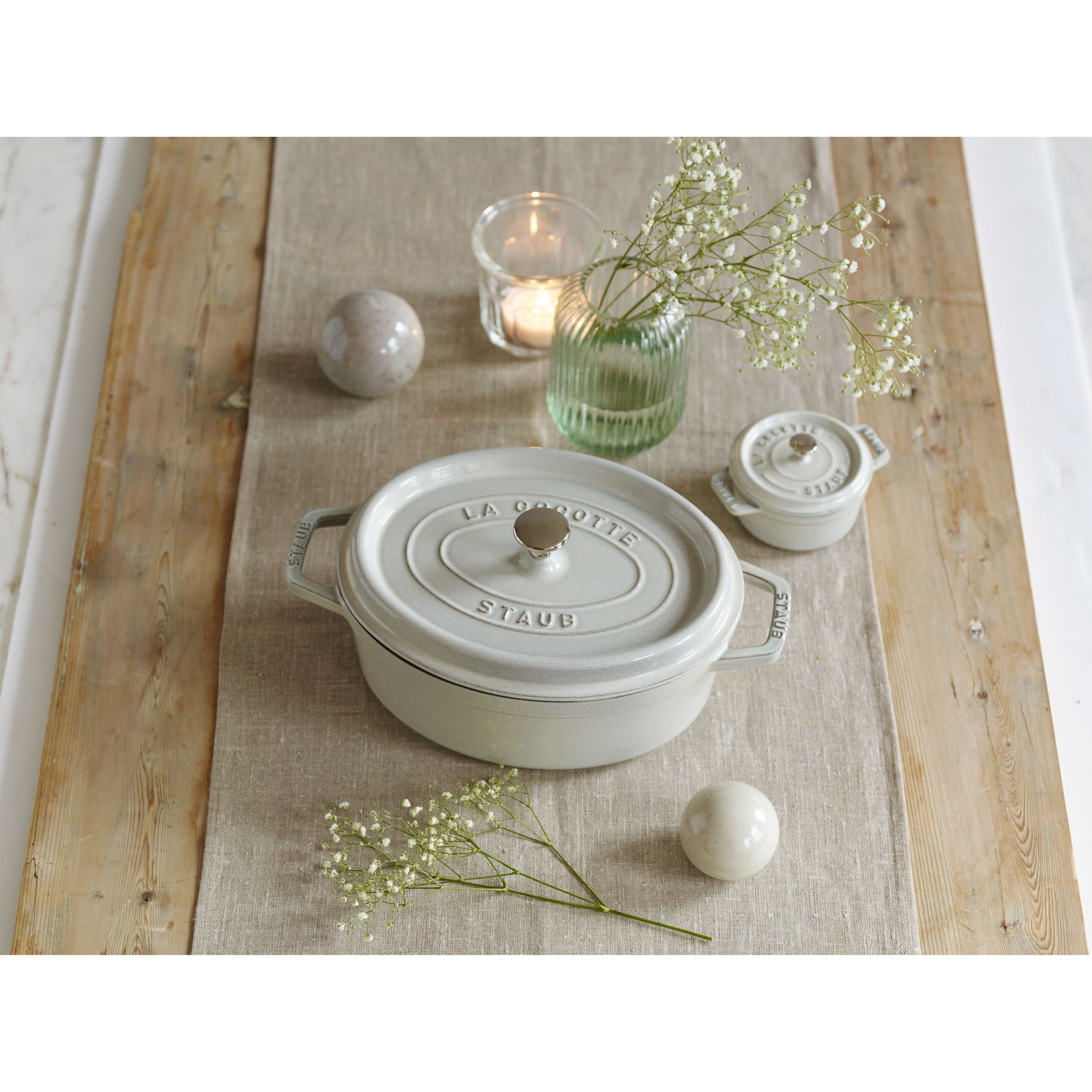Cocotte 23 cm, oval, Weisser Trüffel, Gusseisen