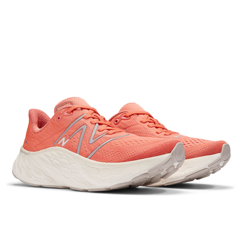 New Balance Fresh Foam X More v4 WMORCJ4 / rot