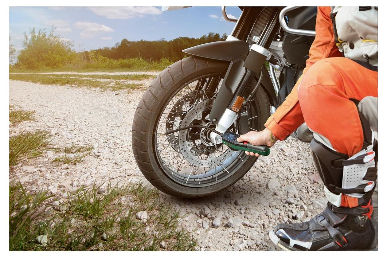 Bosch EasyPump Akku Druckluftpumpe