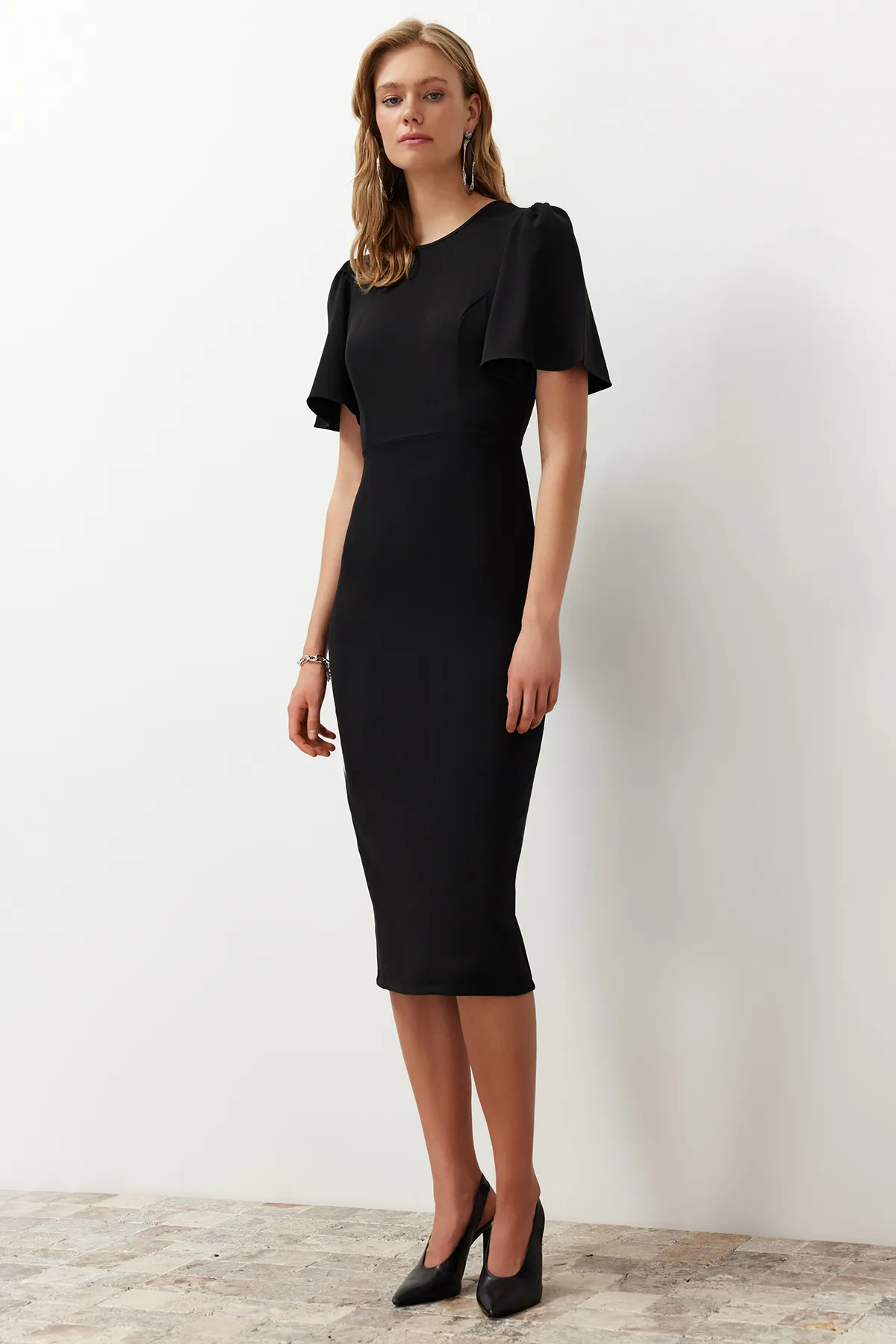 Trendyol Collection  Schwarzes gewebtes Midikleid TWOSS24EL00659
