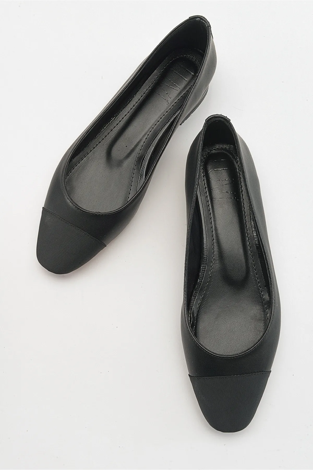 LuviShoes  LONRA Schwarze Ballerinas für Damen