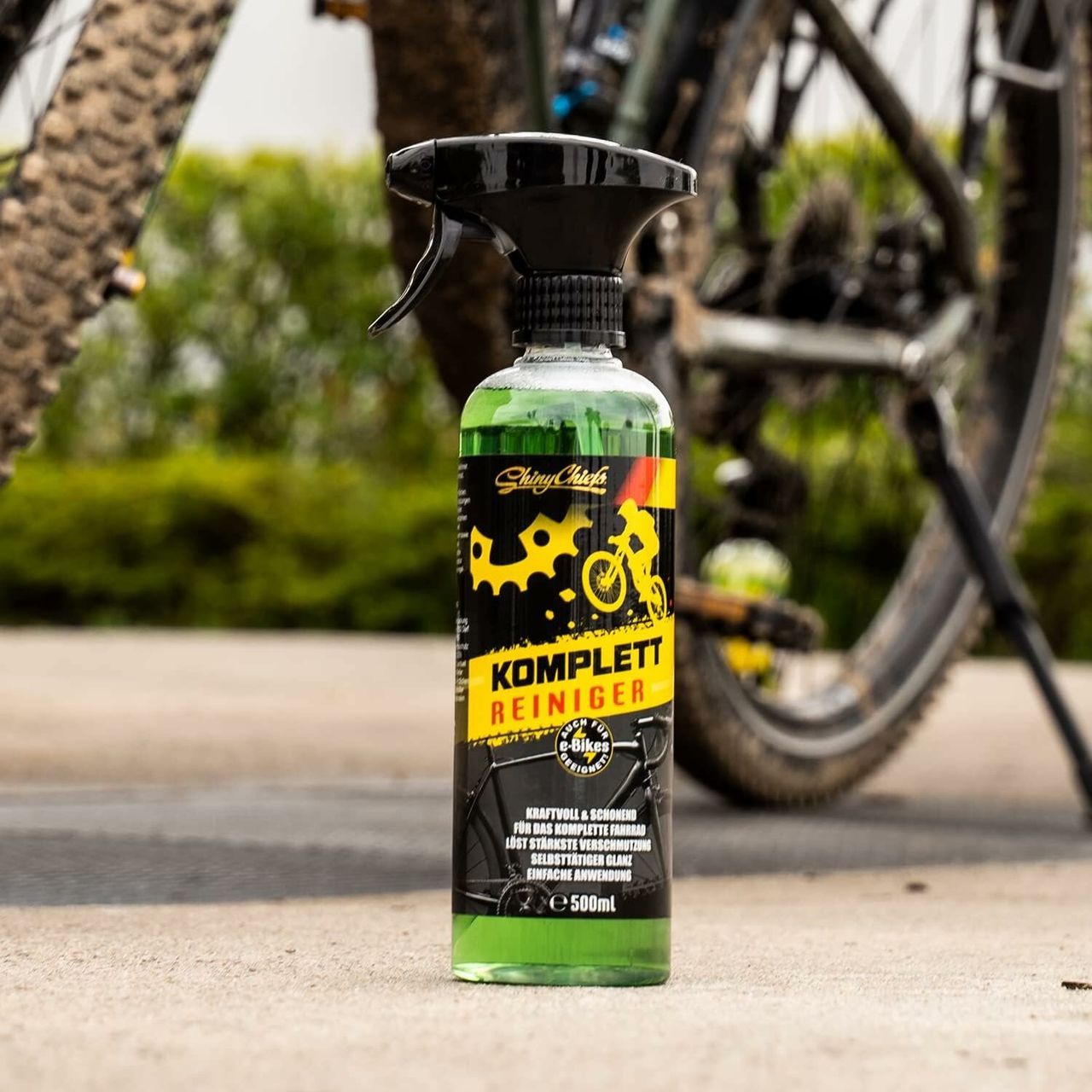 ShinyChiefs BIKE KOMPLETTREINIGER - Kraftvoller Fahrradreiniger - Fahrrad Spray zur Fahrradreinigung, 500ml