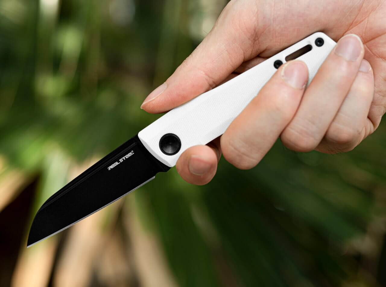 Solis Lite G10 White Black Blade