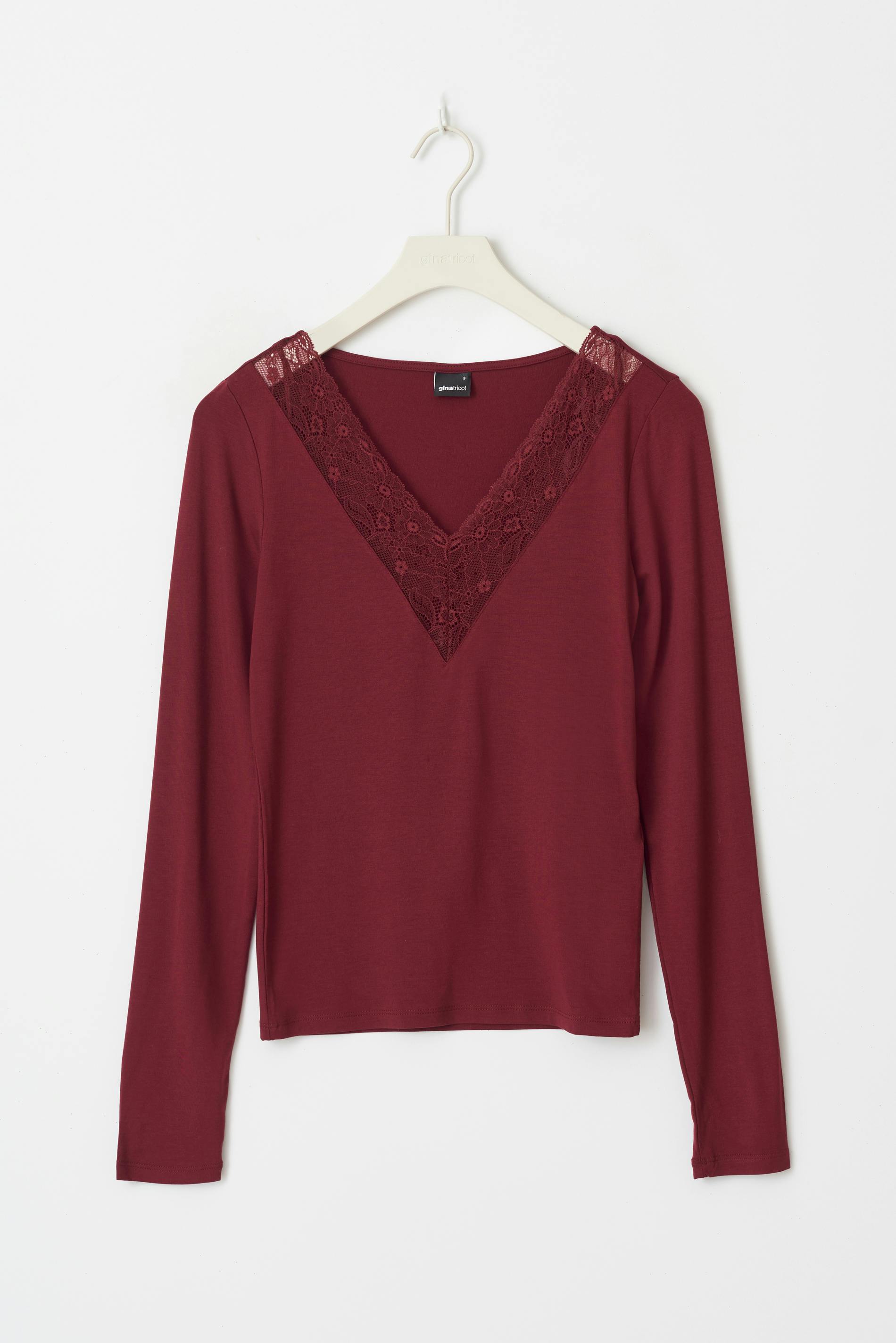 Lace detail top