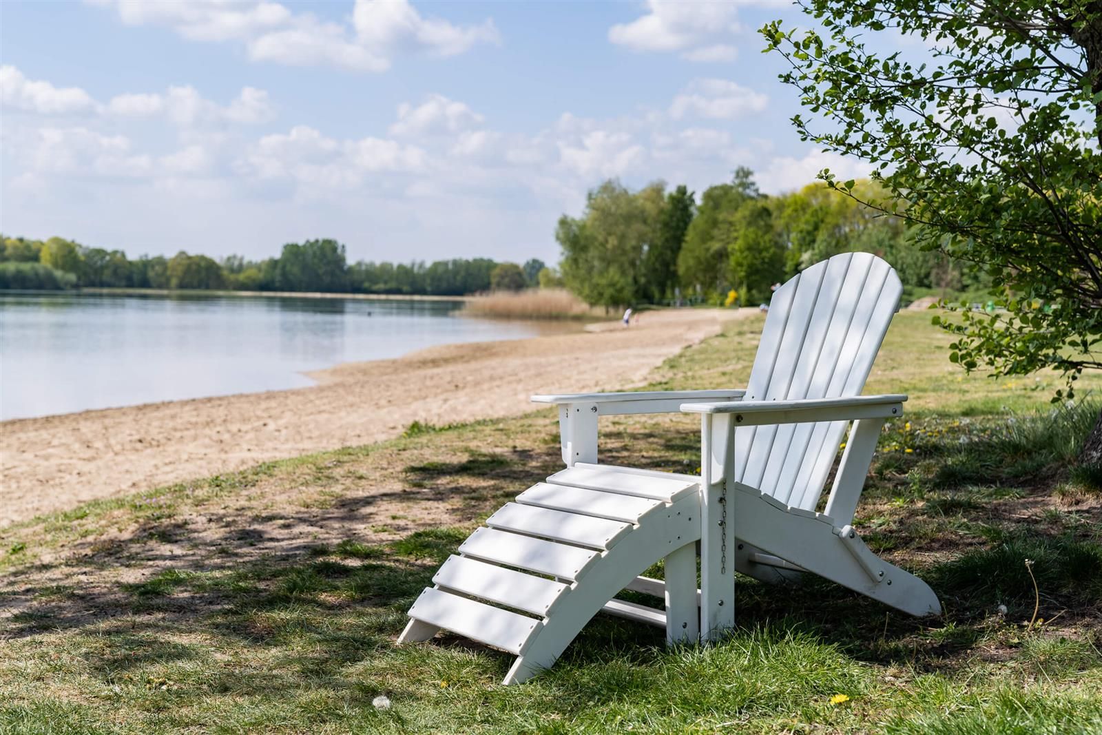 MaximaVida Adirondack weißer Fußstütze