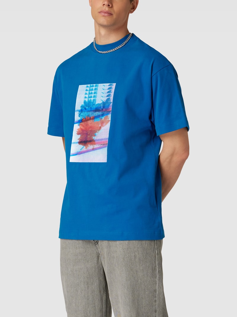 T-Shirt mit Motiv-Stitching Modell 'MOTION' in royalblau