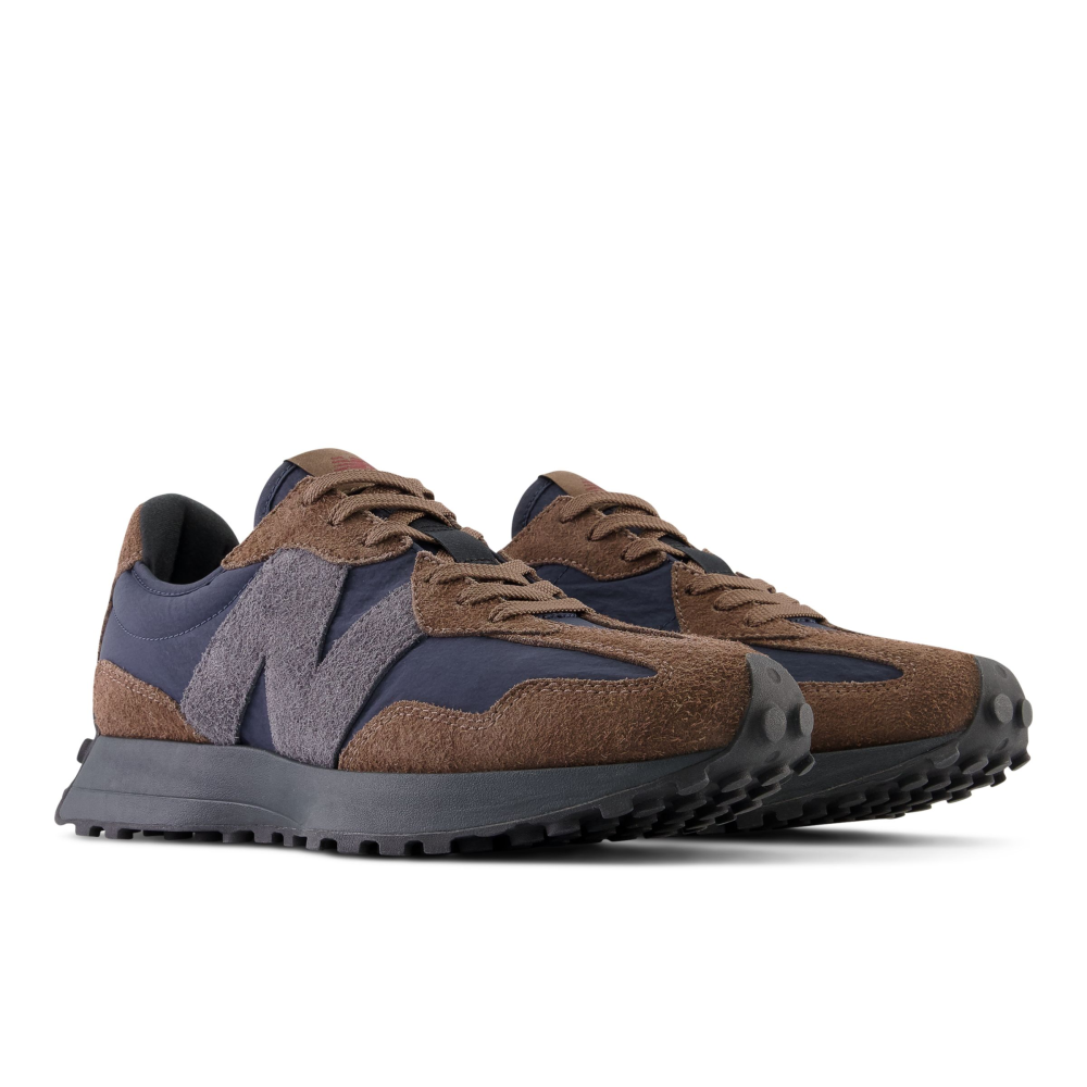 New Balance 327 MS327WI / schwarz