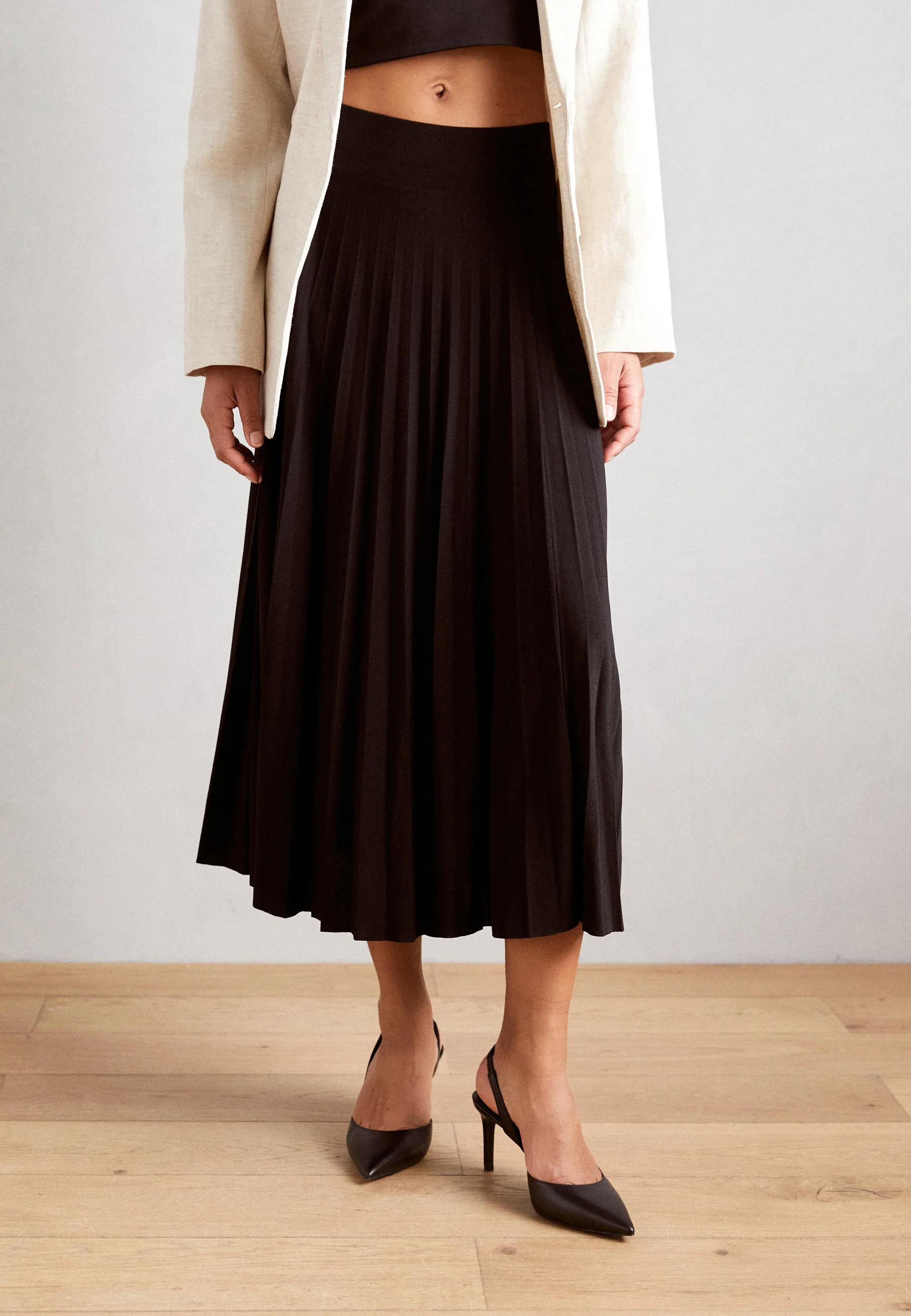 Falda plisada de Anna Field